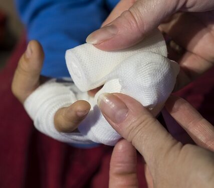 Mastering Life-Saving Skills: What to Expect from a Hands-On First Aid Class 63 First Aid Class